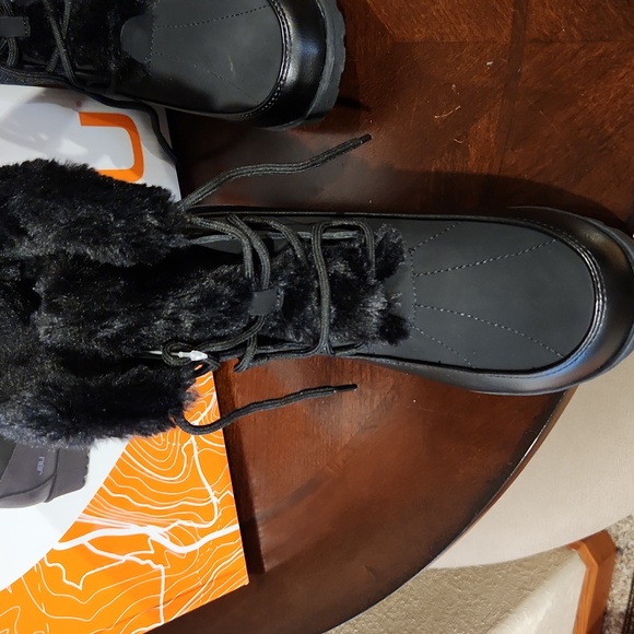 New in Box JBU boot - Picture 2 of 4